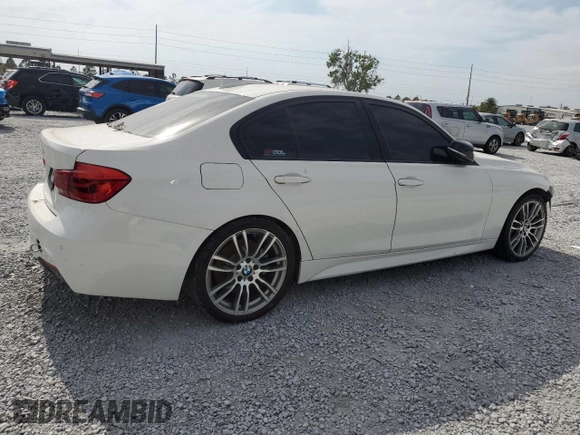 2018 BMW 3 Series 340i z VIN WBA8B3G53JNV00977, wystawiony jako Copart lot #53923065 z przebiegiem Nie podano mil oraz Czysty tytuł • Clean title. Historia ofert i sprzedaży dostępna na DreamBid. Obrazek 3.