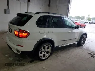 2011 BMW X5 35d z VIN 5UXZW0C56BL370849, wystawiony jako Copart lot #58844845 z przebiegiem 134 854 mil mil oraz Czysty tytuł • Clean title. Historia ofert i sprzedaży dostępna na DreamBid. Obrazek 3.