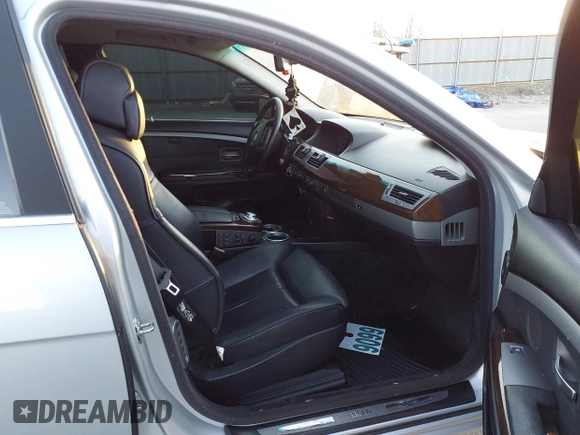 2003 BMW 7 Series 745i with VIN WBAGL63403DP64514, listed as a IAAI auction lot 41045246 with 111,000 mi miles and . Bid and sale history available at DreamBid. Image 5.