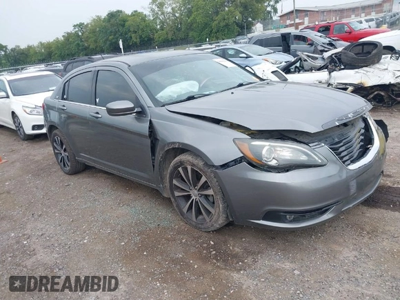 2013 Chrysler 200 Touring with VIN 1C3CCBBB4DN706903, listed as a IAAI auction lot 39901893 with 199,894 mi miles. Bid and sale history available at carsss.com. Image 1.