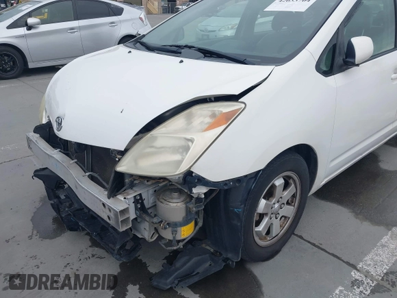 2004 Toyota Prius with VIN JTDKB22U640049837, listed as a IAAI auction lot 42033704 with 160,028 mi miles and . Bid and sale history available at DreamBid. Image 19.