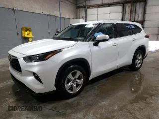 2022 Toyota Highlander LE with VIN 5TDZZRAH1NS543772, listed as a Copart auction lot 69853443 with 37,129 mi miles and . Bid and sale history available at DreamBid. Image 1.