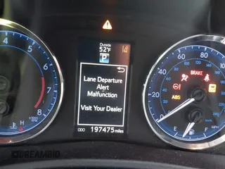 2017 Toyota Corolla L z VIN 2T1BURHE7HC818988, wystawiony jako IAAI lot #42287441 z przebiegiem 197 475 mil mil oraz . Historia ofert i sprzedaży dostępna na DreamBid. Obrazek 7.