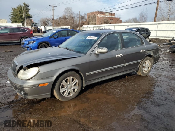 2002 Hyundai Sonata with VIN KMHWF25H52A617339, listed as a Copart auction lot 46359015 with 135,828 mi miles and Salvage Title. Bid and sale history available at carsss.com. Image 1.