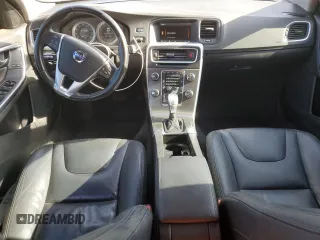 2013 Volvo S60 T5 with VIN YV1612FH3D2177811, listed as a Copart auction lot 53438715 with 146,829 mi miles and Salvage Title. Bid and sale history available at carsss.com. Image 8.