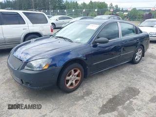 2005 Nissan Altima 2.5 z VIN 1N4AL11D35C130482, wystawiony jako IAAI lot #42303454 z przebiegiem 208 032 mil mil oraz . Historia ofert i sprzedaży dostępna na DreamBid. Obrazek 2.
