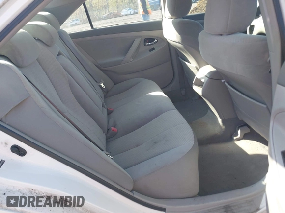 2009 Toyota Camry with VIN 4T1BE46K49U813806, listed as a IAAI auction lot 42141396 with 165,619 mi miles. Bid and sale history available at carsss.com. Image 8.