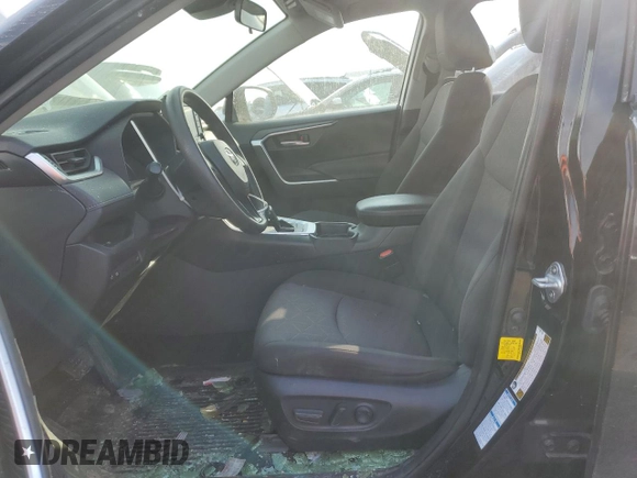 2019 Toyota RAV4 XLE with VIN JTMP1RFV3KD040457, listed as a Copart auction lot 46469435 with 62,067 mi miles and Salvage Title. Bid and sale history available at carsss.com. Image 7.