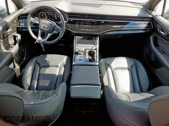 2020 Audi Q7 Premium z VIN WA1AJAF74LD008623, wystawiony jako Copart lot #55928345 z przebiegiem 47 211 mil mil oraz Szkoda całkowita • Salvage title. Historia ofert i sprzedaży dostępna na DreamBid. Obrazek 8.