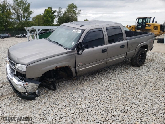 2006 Chevrolet Silverado 2500HD Work Truck with VIN 1GCHK232X6F118343, listed as a Copart auction lot 68178174 with 302,735 mi miles and Salvage Title. Bid and sale history available at carsss.com. Image 1.