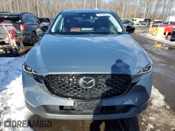 2024 Mazda CX-5 S Preferred with VIN JM3KFBCM5R0392494, listed as a Copart auction lot 43108925 with 10,882 mi miles and Salvage Title. Bid and sale history available at DreamBid. Image 5.