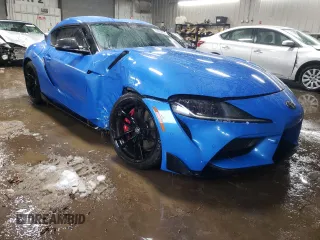 2021 Toyota Supra 3.0 z VIN WZ1DB0C07MW036585, wystawiony jako Copart lot #39852694 z przebiegiem 20 823 mil mil oraz . Historia ofert i sprzedaży dostępna na DreamBid. Obrazek 4.