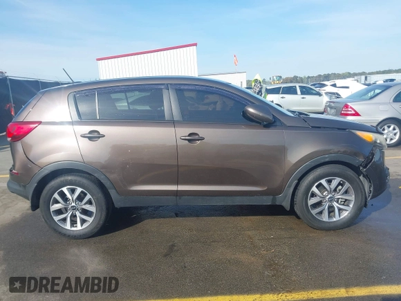 2014 Kia Sportage LX with VIN KNDPB3AC9E7648454, listed as a IAAI auction lot 41898146 with 200,934 mi miles. Bid and sale history available at carsss.com. Image 13.