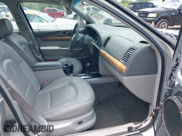 1999 Lincoln Continental с VIN 1LNHM97V7XY607937, выставлен на аукционе IAAI как лот 42473686 с пробегом 171 044 миль миль и . История ставок и продаж доступна на DreamBid. Изображение 5.