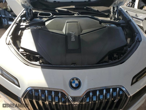 2024 BMW i7 eDrive50 with VIN WBY43EJ06RCR45999, listed as a Copart auction lot 77538844 with 5,756 mi miles and Salvage Title. Bid and sale history available at carsss.com. Image 11.