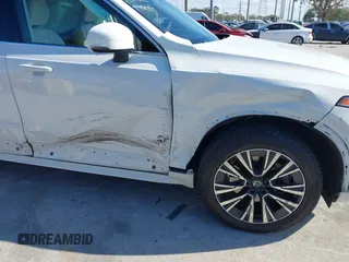 2022 Volvo XC90 Momentum with VIN YV4102CK2N1783804, listed as a IAAI auction lot 41171558 with 18,828 mi miles and . Bid and sale history available at DreamBid. Image 6.