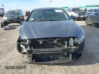 2019 Hyundai Sonata SE with VIN 5NPE24AF0KH774328, listed as a IAAI auction lot 41083370 with 84,196 mi miles and . Bid and sale history available at carsss.com. Image 13.