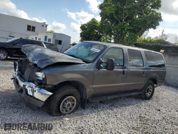 2003 Ford Excursion Special Serv z VIN 1FMNU41S13EC23961, wystawiony jako Copart lot #56982865 z przebiegiem 180 123 mil mil oraz Szkoda całkowita • Salvage title. Historia ofert i sprzedaży dostępna na DreamBid. Obrazek 1.