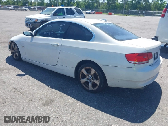 2009 BMW 3 Series 328i with VIN WBAWB33529P136886, listed as a IAAI auction lot 41774903 with 1 mi miles. Bid and sale history available at carsss.com. Image 3.