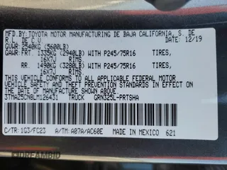2020 Toyota Tacoma SR5 z VIN 3TMAZ5CN8LM126431, wystawiony jako Copart lot #56073545 z przebiegiem 27 612 mil mil oraz Szkoda całkowita • Salvage title. Historia ofert i sprzedaży dostępna na DreamBid. Obrazek 13.