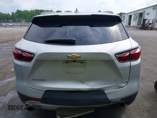2020 Chevrolet Blazer LT z VIN 3GNKBBRA0LS717044, wystawiony jako IAAI lot #42125519 z przebiegiem 111 685 mil mil oraz . Historia ofert i sprzedaży dostępna na DreamBid. Obrazek 16.