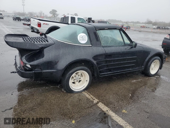 1977 Porsche 911 with VIN 9117212463, listed as a Copart auction lot 46277515 with Not provided miles and Clean title. Bid and sale history available at DreamBid. Image 3.