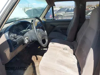 1996 Ford F-250 with VIN 1FTHX25G7TEA65581, listed as a IAAI auction lot 42068491 with Not Provided miles and . Bid and sale history available at DreamBid. Image 5.