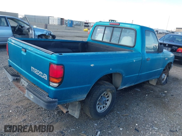 1995 Mazda B-Series Truck z VIN 4F4CR12A0STM09915, wystawiony jako IAAI lot #41773728 z przebiegiem 90 000 mil mil oraz . Historia ofert i sprzedaży dostępna na DreamBid. Obrazek 4.