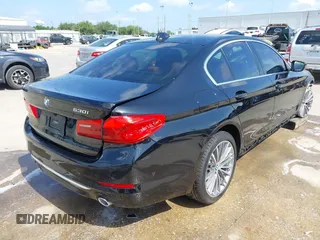 2019 BMW 5 Series 530i with VIN WBAJA5C50KWW02304, listed as a IAAI auction lot 42338536 with 29,049 mi miles and . Bid and sale history available at DreamBid. Image 4.