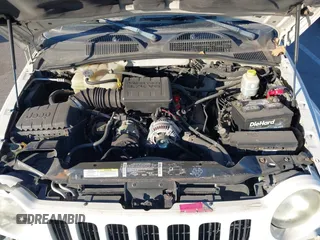 2003 Jeep Liberty Limited with VIN 1J8GL58K33W591945, listed as a IAAI auction lot 41446203 with 196,857 mi miles and . Bid and sale history available at DreamBid. Image 10.