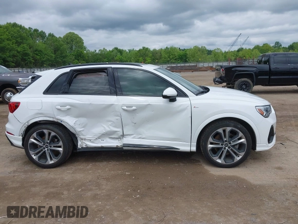 2022 Audi Q3 S line Premium Plus with VIN WA1EECF39N1025078, listed as a IAAI auction lot 42210251 with 28,841 mi miles and . Bid and sale history available at DreamBid. Image 13.