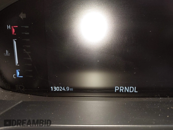 2024 Ford Escape ST-Line with VIN 1FMCU0MZ3RUA57188, listed as a IAAI auction lot 41952211 with 13,024 mi miles and . Bid and sale history available at DreamBid. Image 7.