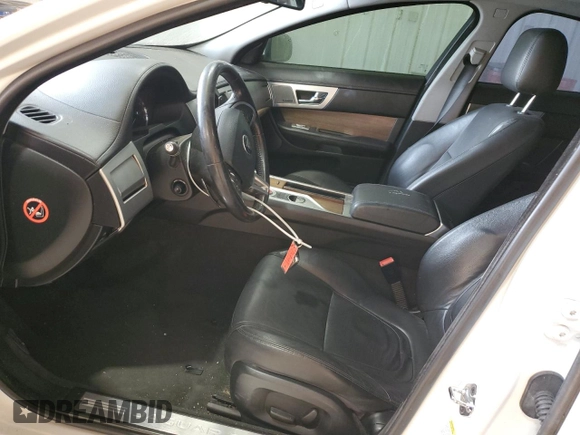 2015 Jaguar XF T Premium with VIN SAJWA0FS3FPU67494, listed as a Copart auction lot 83887334 with 112,379 mi miles and Salvage Title. Bid and sale history available at carsss.com. Image 7.