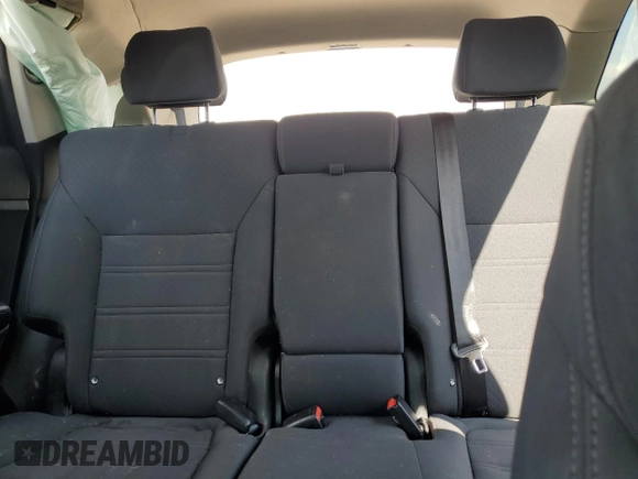 2019 Kia Sorento LX z VIN 5XYPG4A57KG486900, wystawiony jako Copart lot #52674115 z przebiegiem 105 259 mil mil oraz Szkoda całkowita • Salvage title. Historia ofert i sprzedaży dostępna na DreamBid. Obrazek 10.