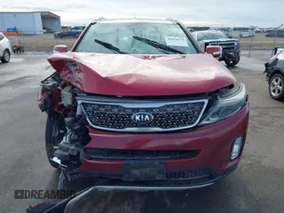 2015 Kia Sorento SX Limited with VIN 5XYKWDA72FG643298, listed as a IAAI auction lot 41670573 with 115,613 mi miles. Bid and sale history available at carsss.com. Image 12.