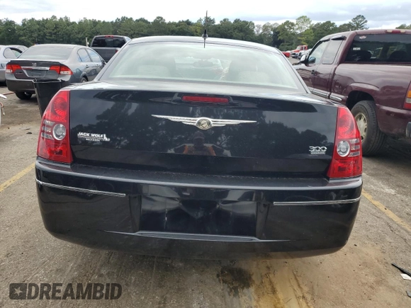 2008 Chrysler 300 Touring with VIN 2C3LA53GX8H136325, listed as a Copart auction lot 73252034 with 138,886 mi miles and Salvage Title. Bid and sale history available at carsss.com. Image 6.