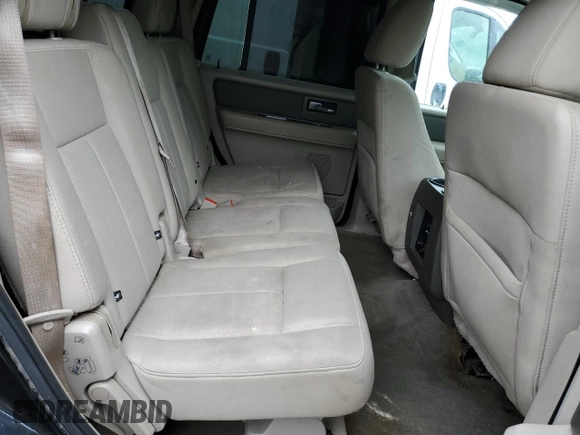 2012 Ford Expedition XLT z VIN 1FMJU1J57CEF26900, wystawiony jako Copart lot #58076865 z przebiegiem 173 920 mil mil oraz Czysty tytuł • Clean title. Historia ofert i sprzedaży dostępna na DreamBid. Obrazek 11.