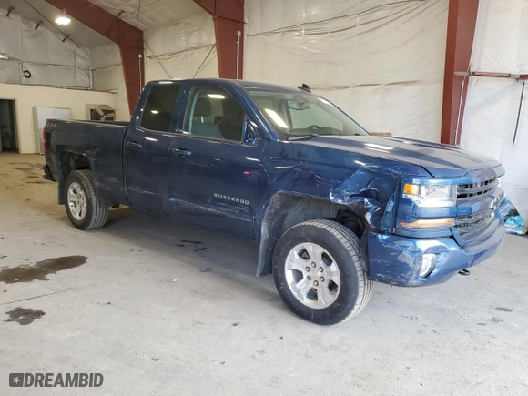 2018 Chevrolet Silverado 1500 LT with VIN 2GCVKREC5J1105386, listed as a Copart auction lot 50312555 with 113,764 mi miles and Salvage Title. Bid and sale history available at carsss.com. Image 4.