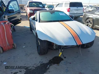 2019 Aston Martin Vantage z VIN SCFSMGAW8KGN00136, wystawiony jako IAAI lot #41115731 z przebiegiem 13 149 mil mil oraz . Historia ofert i sprzedaży dostępna na DreamBid. Obrazek 1.