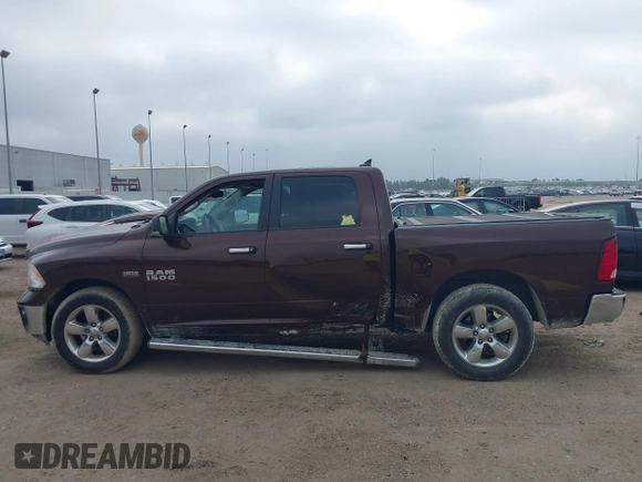 2015 Ram 1500 Lone Star z VIN 1C6RR6LT4FS729273, wystawiony jako IAAI lot #41920334 z przebiegiem 165 365 mil mil oraz . Historia ofert i sprzedaży dostępna na DreamBid. Obrazek 14.