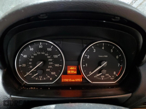 2013 BMW 1 Series 135i with VIN WBAUN7C5XDVM26903, listed as a Copart auction lot 60525595 with 219,810 mi miles and Salvage title. Bid and sale history available at DreamBid. Image 9.