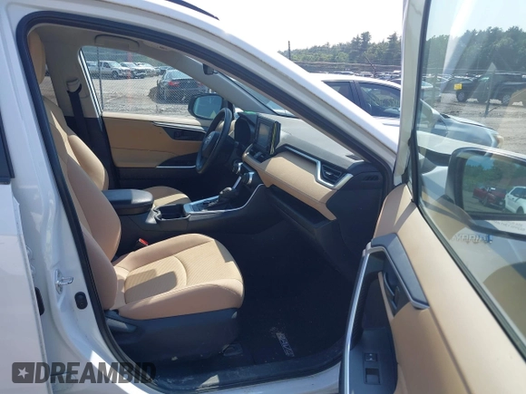 2019 Toyota RAV4 Hybrid LE with VIN 2T3LWRFV0KW024848, listed as a IAAI auction lot 42490933 with 48,384 mi miles and . Bid and sale history available at DreamBid. Image 5.