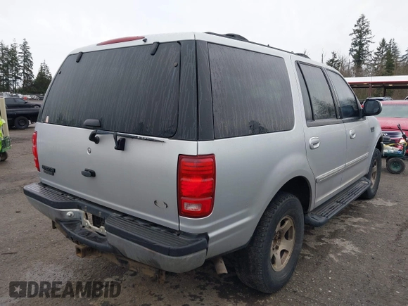 1999 Ford Expedition XLT z VIN 1FMPU18L7XLA72471, wystawiony jako IAAI lot #41604688 z przebiegiem 288 349 mil mil oraz . Historia ofert i sprzedaży dostępna na DreamBid. Obrazek 4.