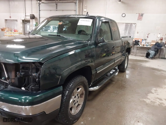 2007 Chevrolet Silverado 1500 LT2 with VIN 1GCEK19B97E120418, listed as a IAAI auction lot 41044613 with 120,062 mi miles. Bid and sale history available at carsss.com. Image 17.