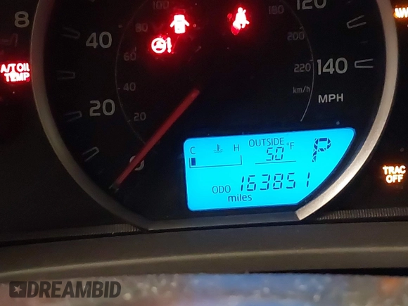 2014 Toyota RAV4 XLE with VIN 2T3RFREVXEW163532, listed as a IAAI auction lot 41458228 with 163,851 mi miles. Bid and sale history available at carsss.com. Image 15.