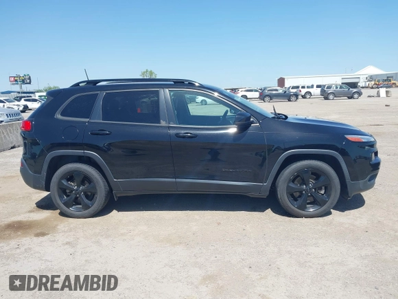 2018 Jeep Cherokee Limited с VIN 1C4PJLDB2JD531364, выставлен на аукционе IAAI как лот 42020062 с пробегом 123 777 миль миль и . История ставок и продаж доступна на DreamBid. Изображение 13.