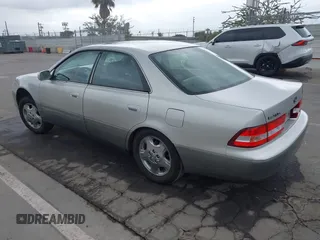 2000 Lexus ES 300 с VIN JT8BF28G7Y5093021, выставлен на аукционе IAAI как лот 42427386 с пробегом 134 897 миль миль и . История ставок и продаж доступна на DreamBid. Изображение 3.