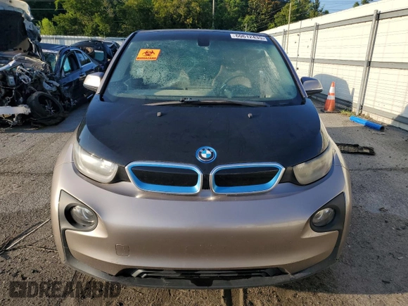 2014 BMW i3 z VIN WBY1Z4C57EVX63120, wystawiony jako Copart lot #60612435 z przebiegiem Nie podano mil oraz Czysty tytuł • Clean title. Historia ofert i sprzedaży dostępna na DreamBid. Obrazek 5.