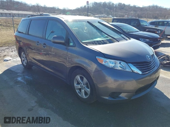 2016 Toyota Sienna LE AAS with VIN 5TDKK3DC1GS732265, listed as a IAAI auction lot 41701180 with 116,738 mi miles. Bid and sale history available at carsss.com. Image 1.