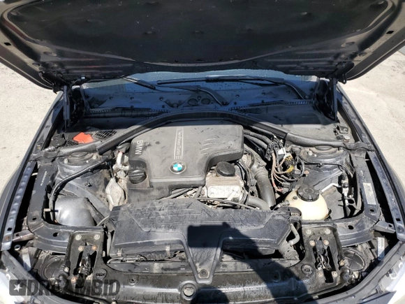 2013 BMW 3 Series 328i xDrive с VIN WBA3B5C55DF597111, выставлен на аукционе Copart как лот 62063575 с пробегом 105 018 миль миль и Чистый • Clean title. История ставок и продаж доступна на DreamBid. Изображение 11.